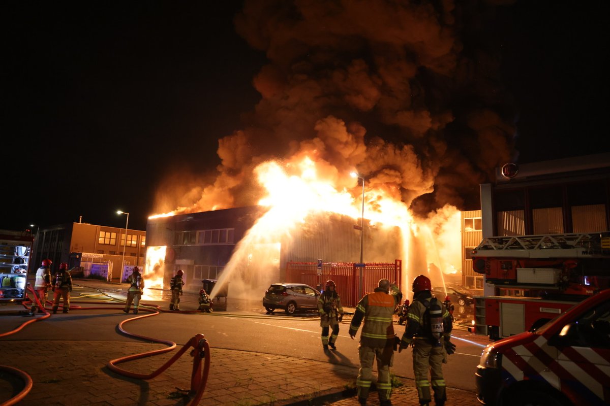 Melding grote brand Turbinestraat Amsterdam