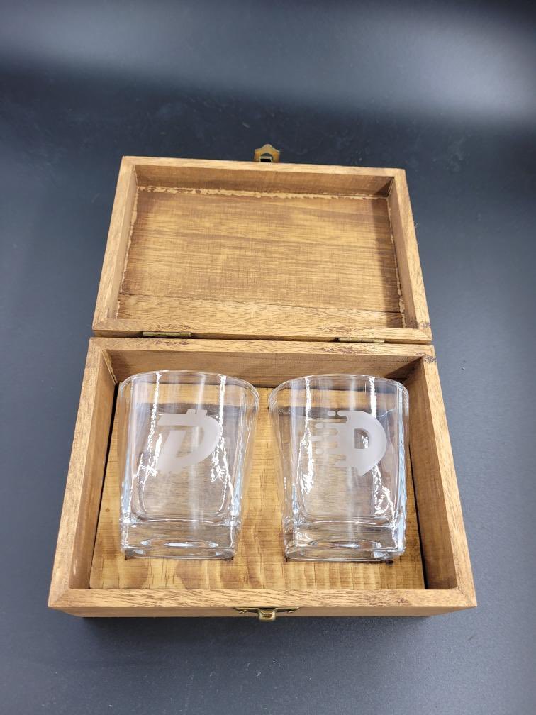 deegebi's tweet photo. OK 👀 I made 3 sets of these! Not sure if/when I’ll make more…Took too much effort haha 

2 whiskey glasses - 1 with #Digiasset logo and 1 with #Digibyte logo 

one says HODL in bottom and one says DGB in bottom.  

$50USD paid in $DGB + S&amp;H https://t.co/abaLWU2eQE