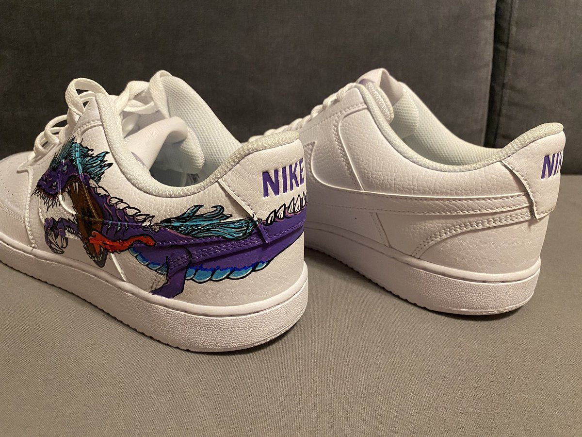 DaAustrian's tweet image. Couldn’t get my hands on a @DarkZeroGG Leviathan hoodie, so my Girlfriend and I decided to make an unique DarkZero/Leviathan art piece for myself!
#GoingDark