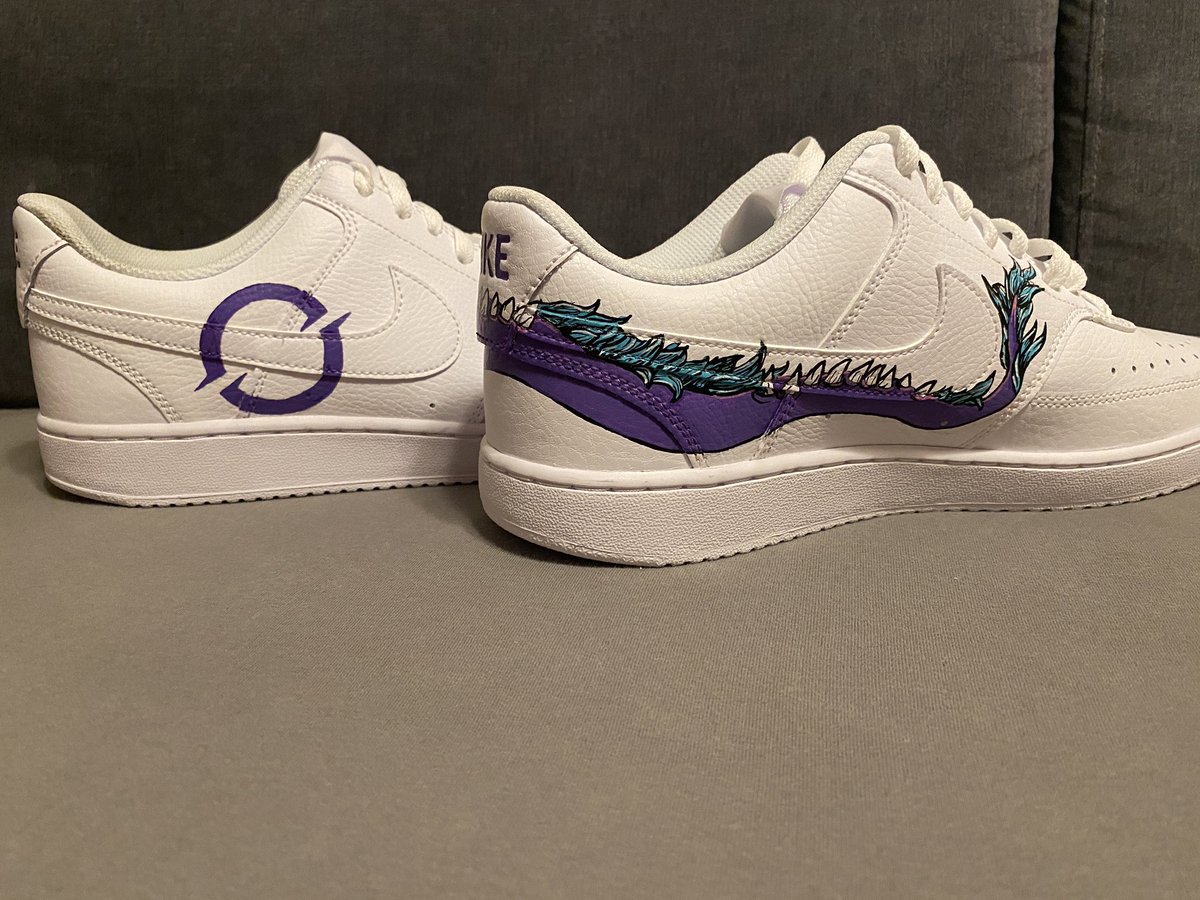 DaAustrian's tweet image. Couldn’t get my hands on a @DarkZeroGG Leviathan hoodie, so my Girlfriend and I decided to make an unique DarkZero/Leviathan art piece for myself!
#GoingDark