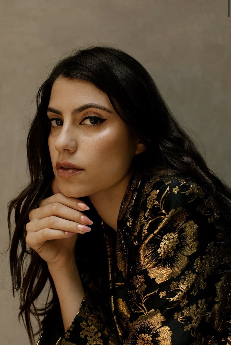 JuliantinaFanJr's tweet photo. Hermosa 😍💖 https://t.co/48kF0gKfW2