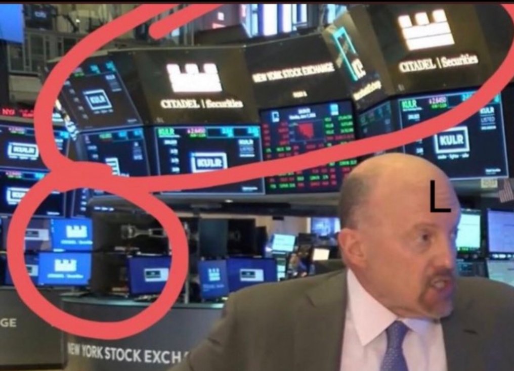 SaintJayde's tweet photo. @jimcramer Awww, poor #JimmyShill. I'd feel bad for you, but... well, I don't. 
#MarketManipulation #HighLevelCorruption #PaidMediaShills #FalseNarratives #WeSeeYou #NoMoreBusinessAsUsual https://t.co/LXMpoQJ9R4
