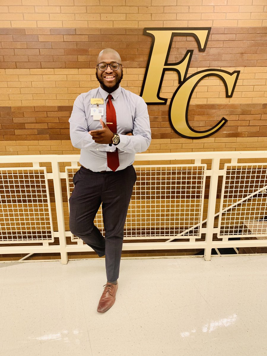 MrHall437's tweet image. Year 9! Can you believe it!? Happy First Day of School! We’ve got this! 💪🏾💯 #FDOS