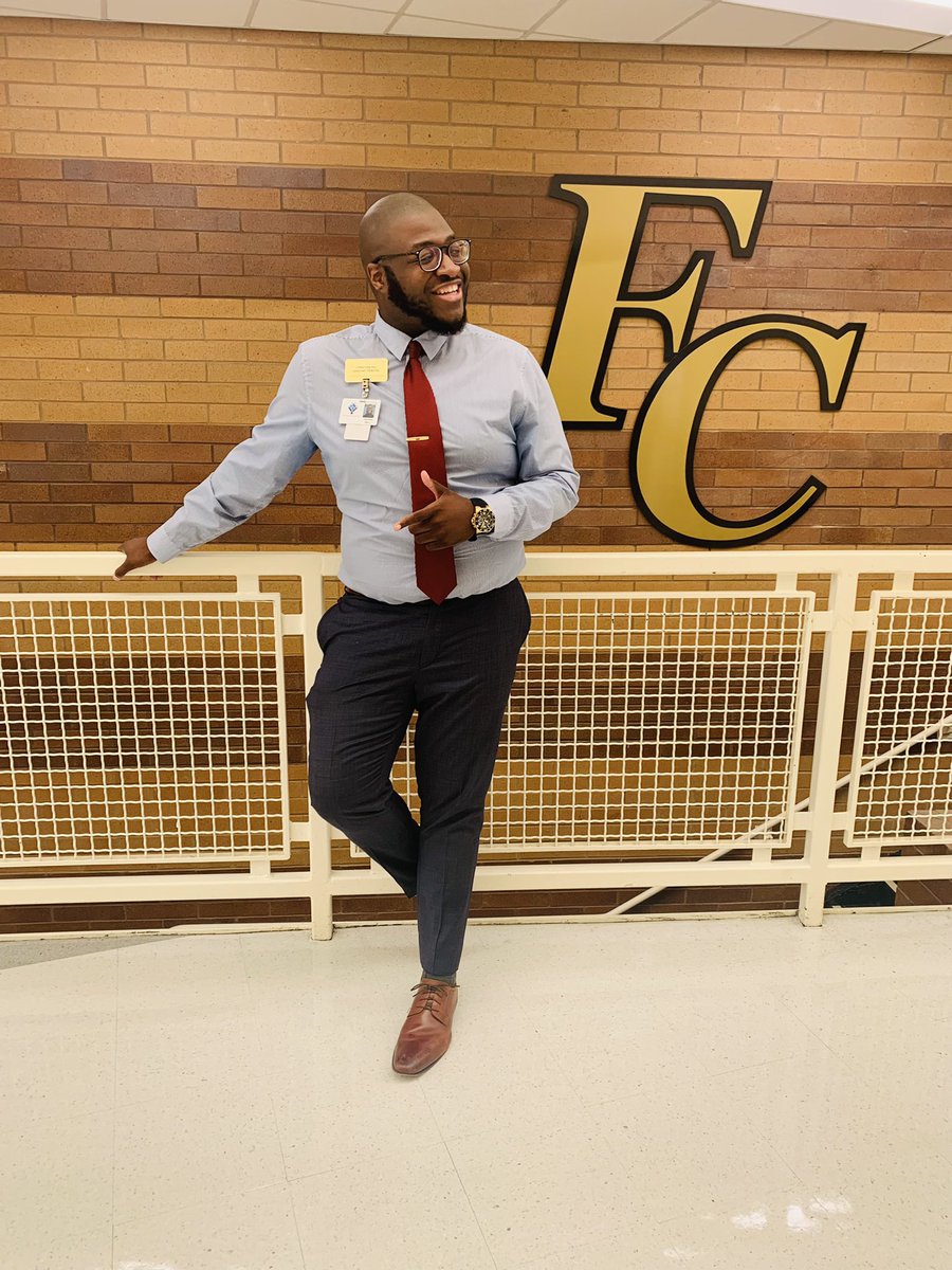 MrHall437's tweet image. Year 9! Can you believe it!? Happy First Day of School! We’ve got this! 💪🏾💯 #FDOS