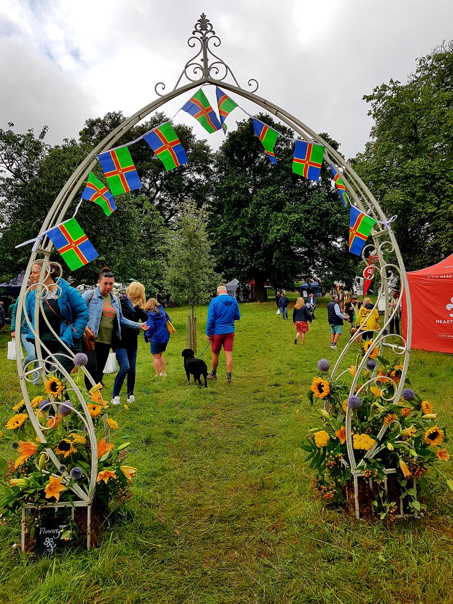itsrobunderwood's tweet photo. Wonderful day of #Lincolnshire Folk Music Dance & Song in delightful #Leadenham. Hear all about it with me @LCRLincoln Tuesday after 3pm.
103.6 FM #playlcrlincoln
https://t.co/xk0Gnh6Rbe
@LeadenhamEstate @leadenhamtea https://t.co/8IQVkHN5I7