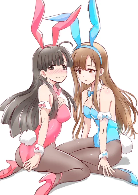 「恥ずかしゅうて氏んでしまいそうやわ😖ゆかりはん、なにをまじまじ見とるん?」
「紗枝ちゃんはやっぱり綺麗ですよね😳」
「これ以上体温を上げんといて!😣こんな格好させられてええのん!?」
「あ、これはバニーの日の正装なんだそうですよ🙂」
「それ昨日やから!😵」 #ゆかさえ #バニーの日 