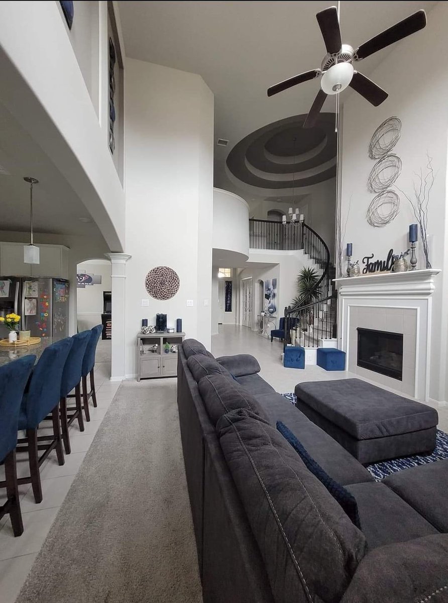 trulykaykay's tweet photo. high ceilings is a major Goal for my house >>> https://t.co/V9u52qJJ61