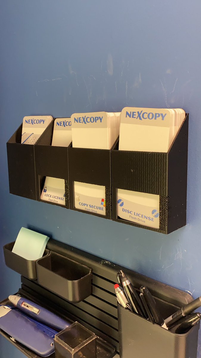 We use a #3D printer around the office for plenty of product. Today we knocked out some insert card holders for our Disc License, Lock License and #USB Copy Protection products. 

nexcopy.com/usb-secure-fla…

❤️ Gadgets 👍🏼