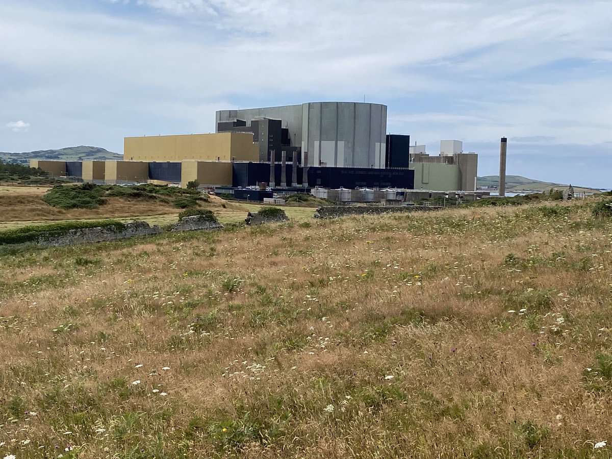 esther_haywood's tweet photo. Fantastic walk along the coastal path from Cemas to Cemlyn @Anglesey you have to admire the power of Wylfa and the jobs it has brought to this fantastic island.  Scenery from Wylfa head just stunning. https://t.co/S5omE15oEw