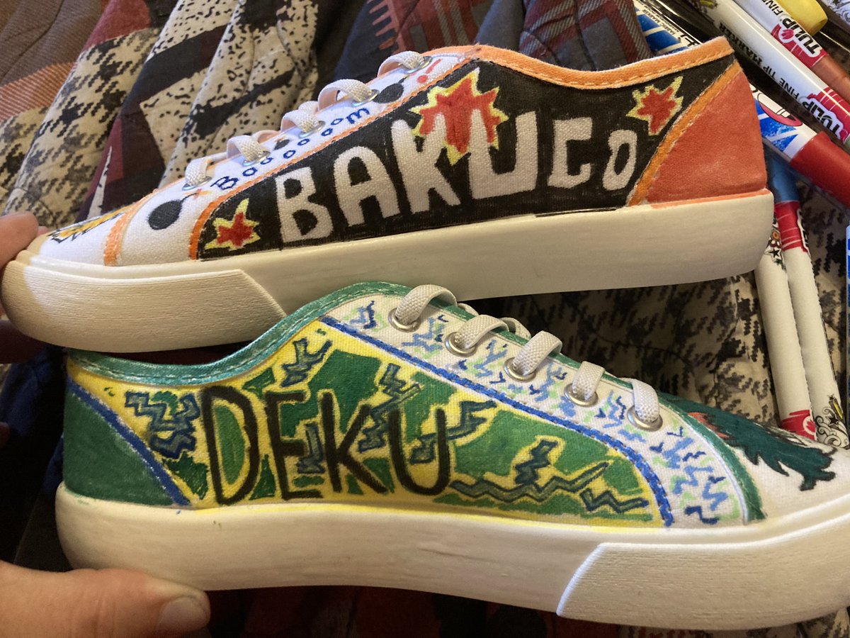 CJPendragon's tweet photo. I canโt draw but Melody really wanted MHA cat boy shoes and I had time, fabric markers and $6 shoes.
Now I know what not to do next go round but sheโs weirdly ecstatic so whatever. ๐
#thethoughtthatcounts? https://t.co/jpk6JrgkXt