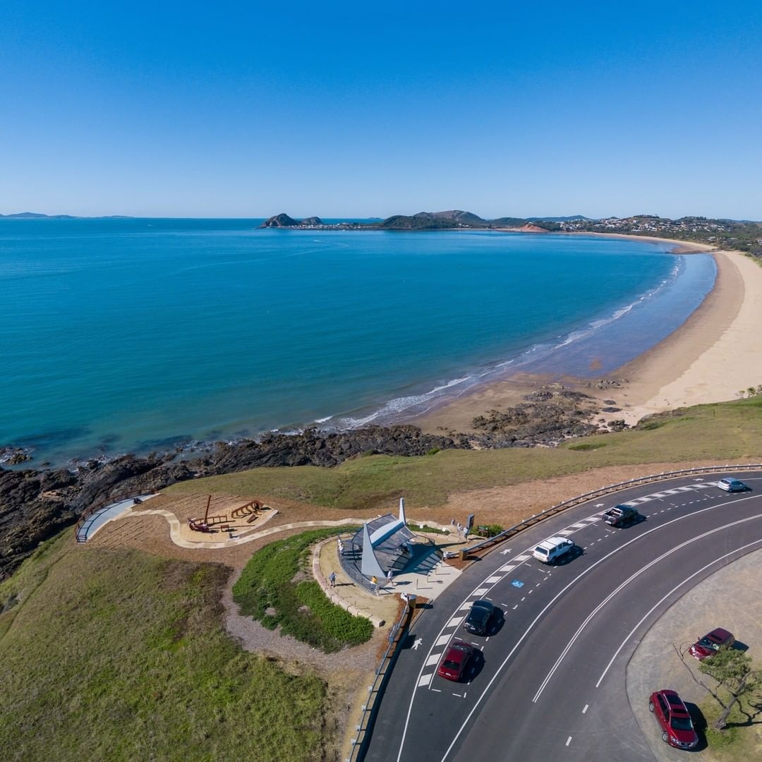 SailInnYeppoon's tweet image. Wreck Point provides unreal 360 degree views of Keppel Bay and Capricorn Coast. There's even a small walking track that takes you to the waters edge. 🚶‍♂️🚢
.
.
.
📍 Wreck Point, Cooee Bay
.
📷 @livingstoneshirecouncil
.
.
.