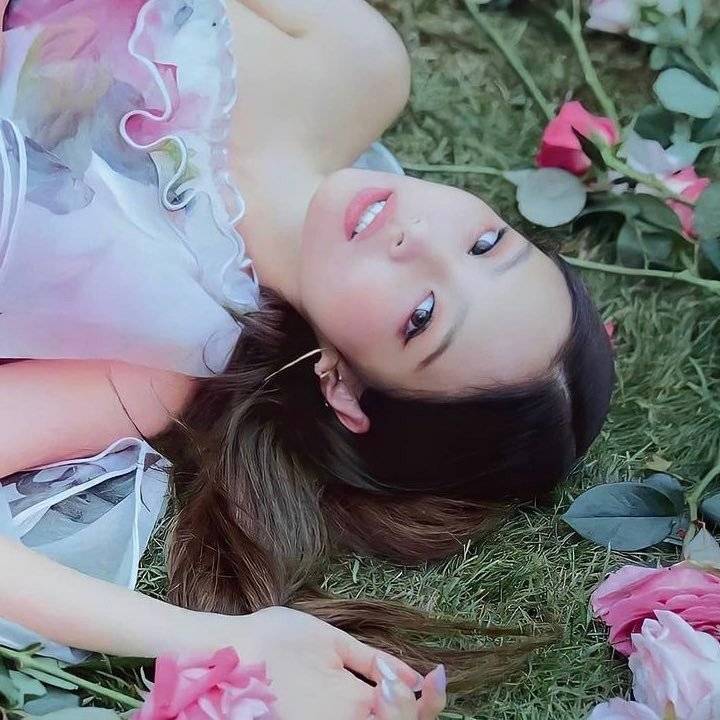 BLACKPINKBRASIL's tweet photo. 📢 Faltam somente 3.26M visualizações para SOLO atingir 700M visualizações no Youtube.

🔗https://t.co/UcBUQoMuLU

SOLO ROAD TO 700M 
@BLACKPINK #JENNIE https://t.co/UNQrGXyrv5