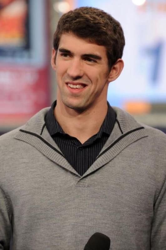 Since when was Greg friends with Michael Phelps #TheBachelorette