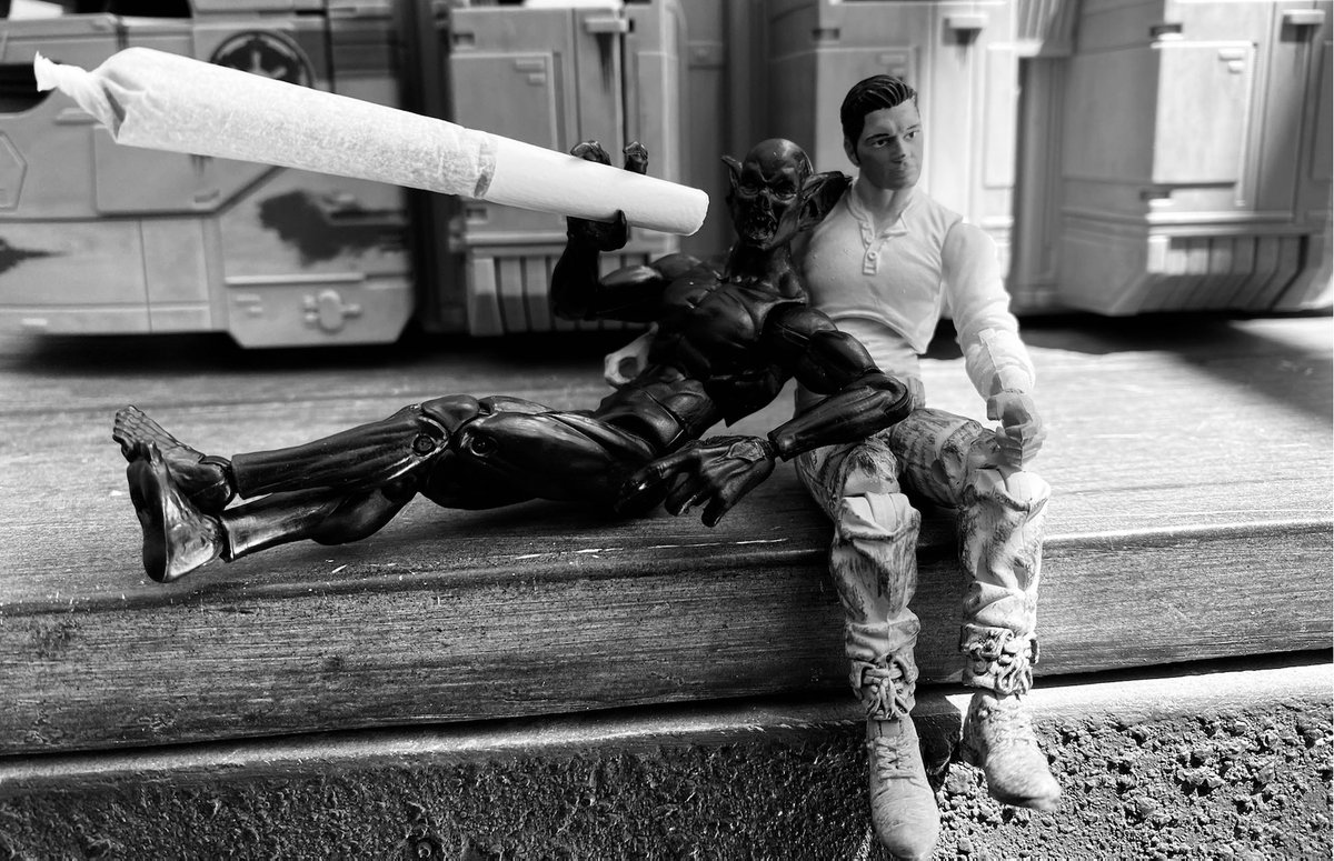 UEEAgent's tweet image. One way I overcome anxiety/depression is to just stop fighting it, grab some weed, my action figures and let it in &amp;amp; out through another medium…

The “Action Figure” is an amazing thing…I happen to prefer the 3.75”in scale myself