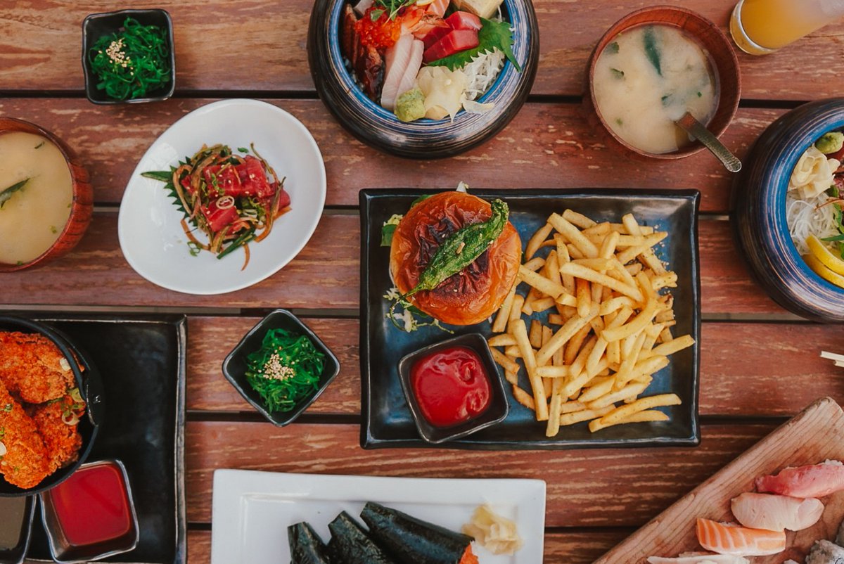 Blue Ribbon Sushi at Red Rock Resort to start serving lunch 11:30 a.m. to 3 p.m. Fridays through Sundays, starting this week. Signature wings, kalbi short rib, wagyu burger, tuna poke bowl, sushi and rolls and more. #RJnow