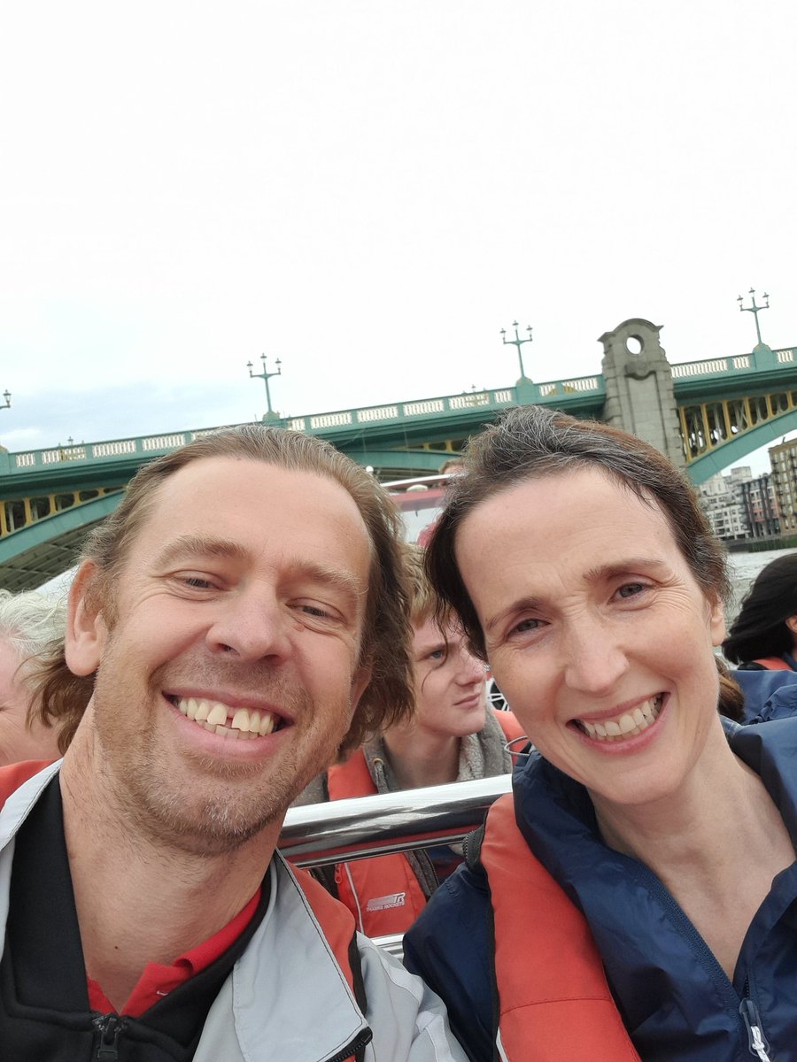 DazDent5's tweet photo. Great way to celebrate our 19th Anniversary with a fabulous trip aboard @RocketGuides on the Thames with @RosalindOakley Thank you to Kylian and Brad. #ThamesRockets #anniversary ❤🥂🎉 https://t.co/2UhQlXF0qe