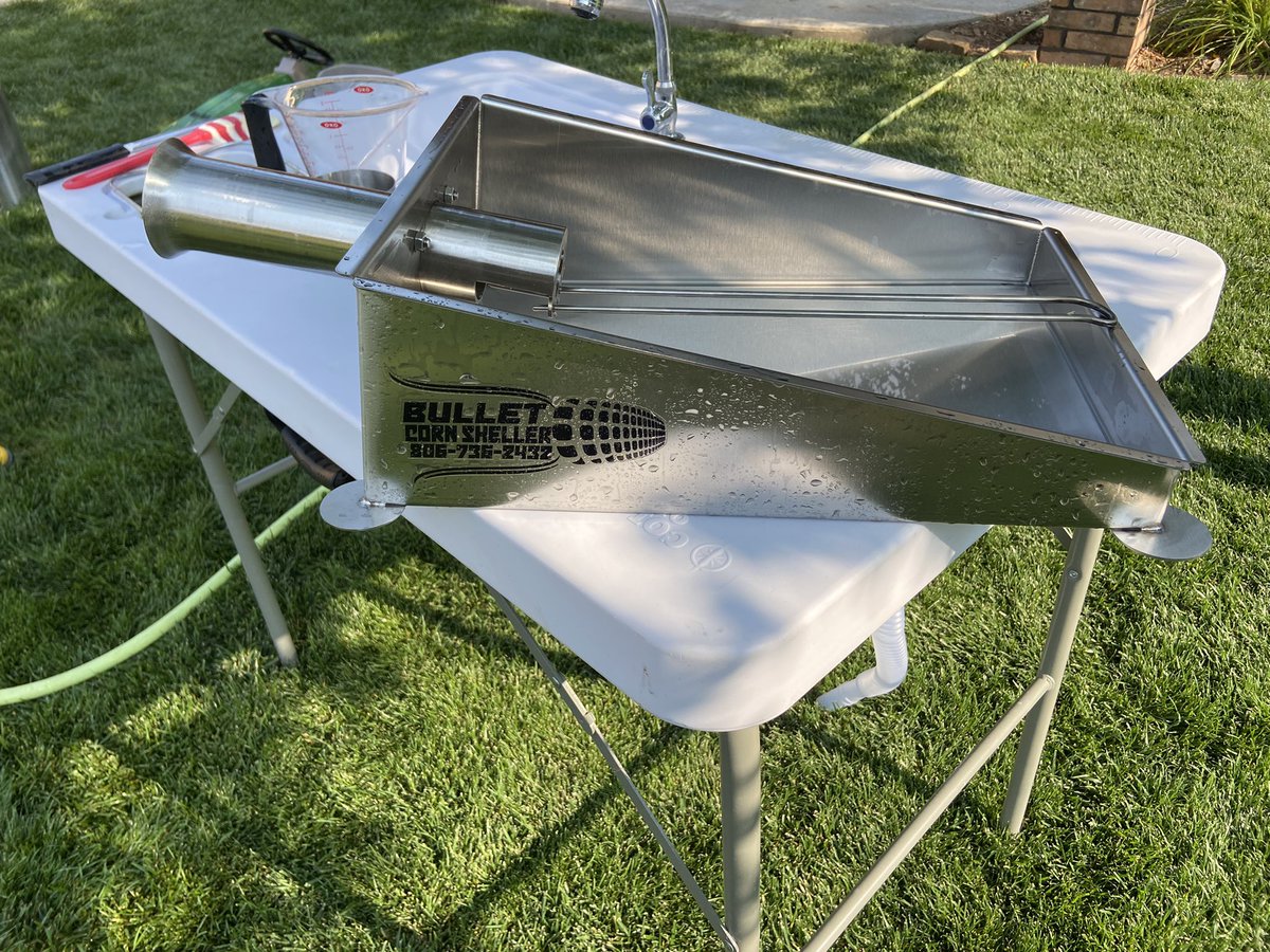 MitchMeyer88's tweet image. Just got done putting up 110 pints of off the cob sweet corn. This is the only way to do corn