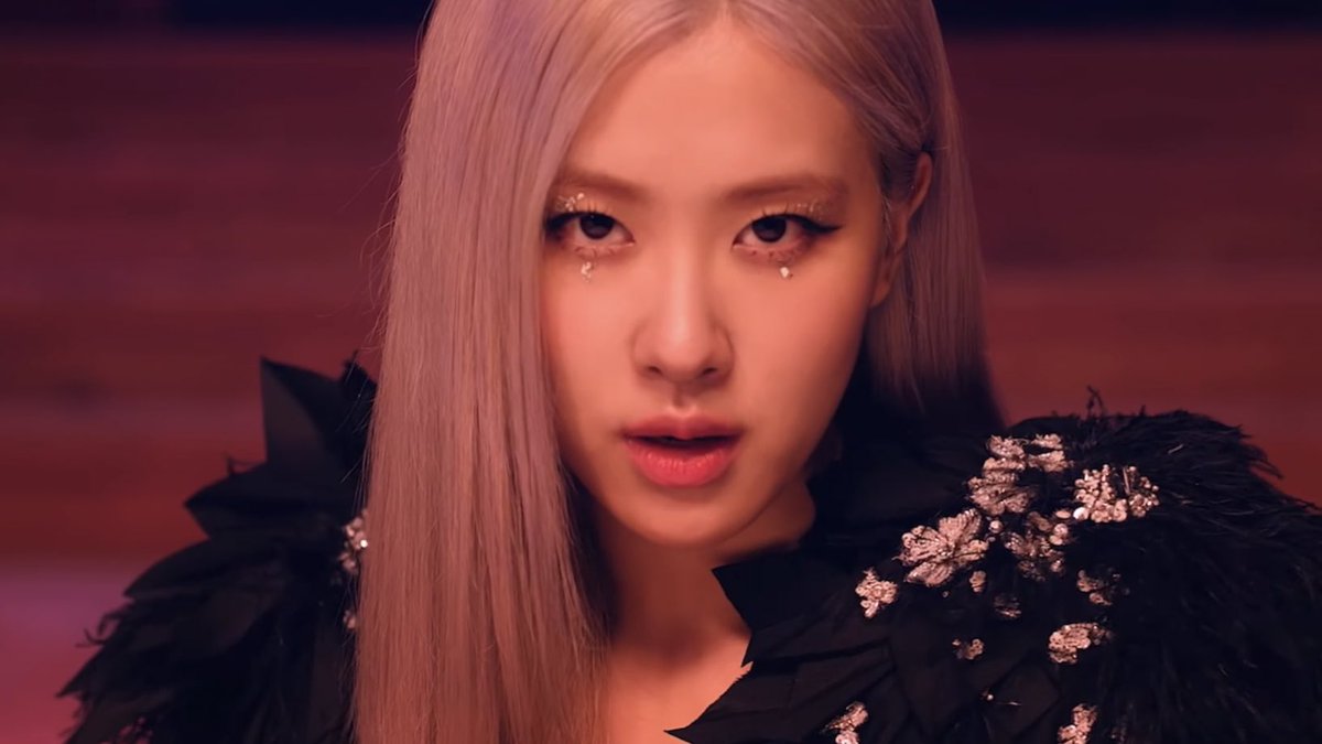 rosie tweet media