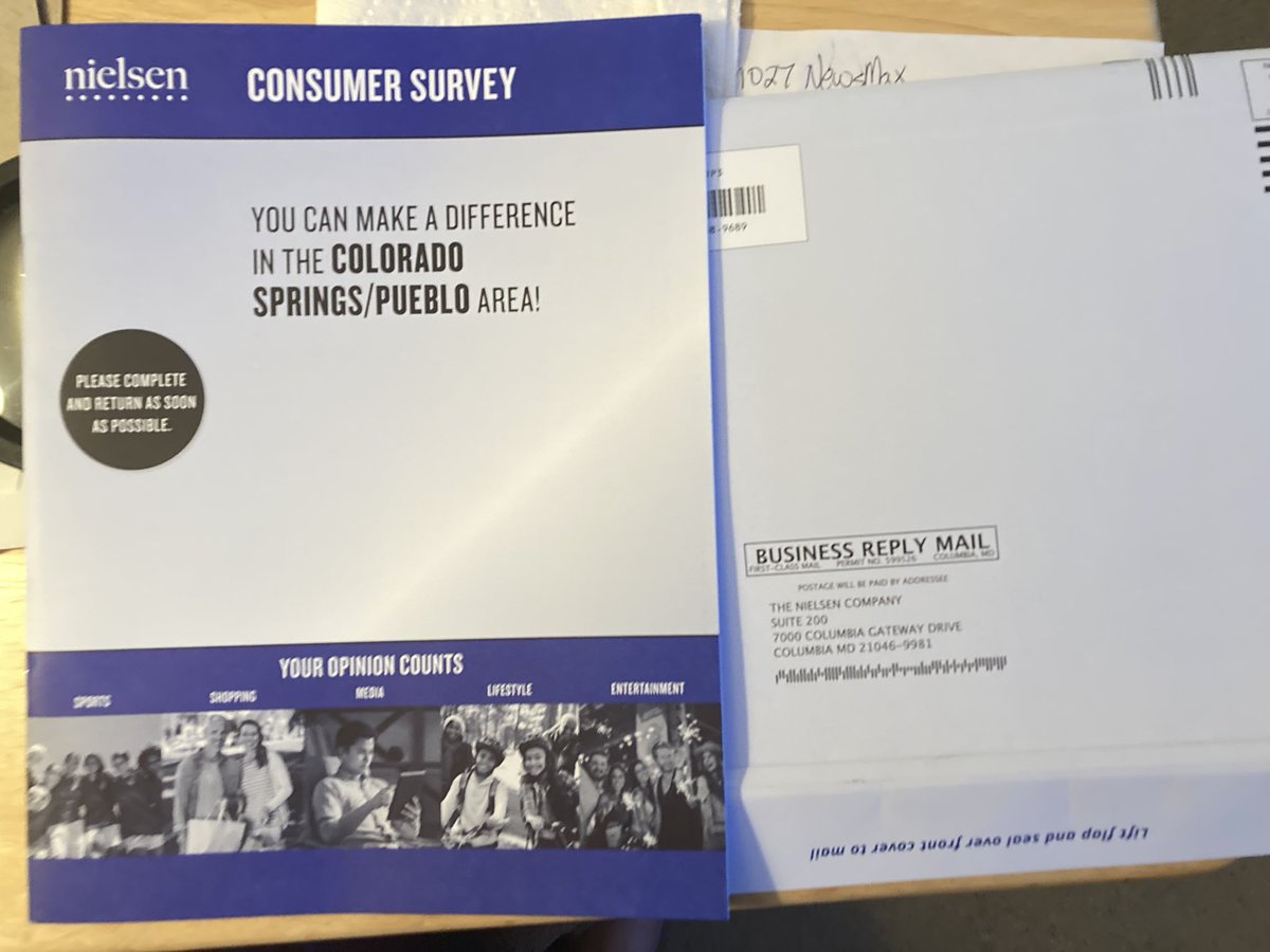 FrankLeeTweets's tweet photo. .@nielsen Thanks for the 3 crisp $1 bills I won’t be spending (serial #)

I won’t be returning your MULTIPLE CONSUMER SURVEYS offering $10 at first &amp; the latest - $20 
#impasse DEMOGRAPHICS ? At issue https://t.co/PluvRAg6t5
