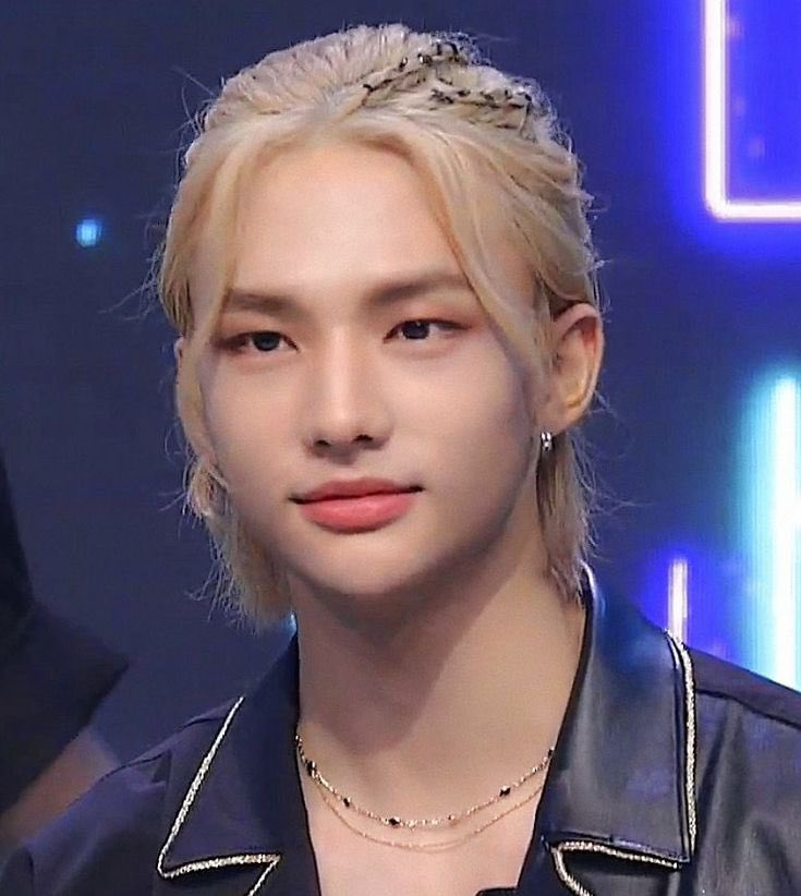 spgertda's tweet photo. te amo mucho, hyunjin best dancer <3 mi hyunjin beautiful, ok pero ya les dije que hyunjin best boy y también hyunjin best vocal? https://t.co/YkgBshrjGp