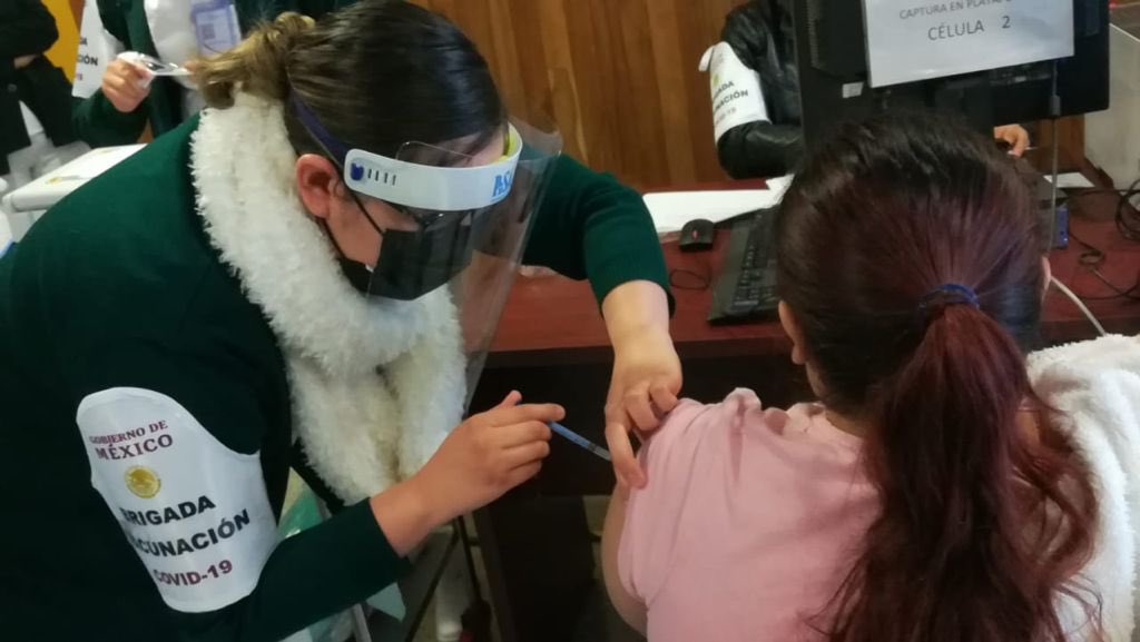 Con gusto les informo que la próxima etapa de vacunación en Hermosillo, correspondiente a los de 18-29 años y más, se llevará a cabo del viernes 6 al miércoles 11 de agosto.