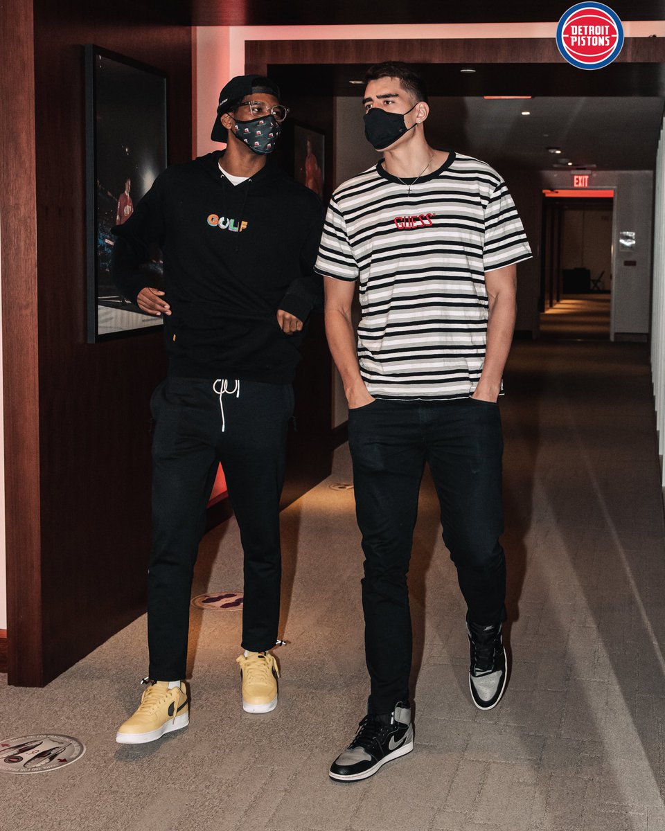 DetroitPistons's tweet photo. Getting the band together for @WWE night at @LCArena_Detroit? 

That has a nice ring to it. 🥊

#DetroitUp https://t.co/uD9ImokNHU