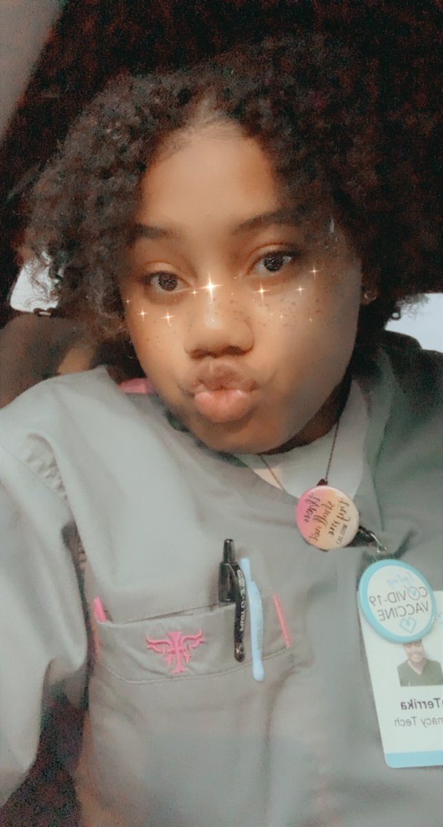LaToott's tweet photo. yall i love my job. pleasee dfwm 💉🩸💊💗 https://t.co/fr9omkHGDC