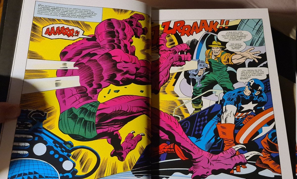 chicobarney's tweet photo. Eu ainda me impressiono com o tanto que o Jack Kirby era maluco. https://t.co/5Sot9UqBuO