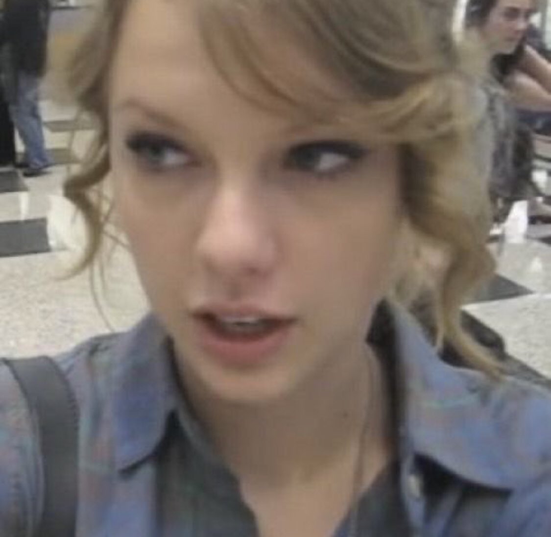 rare taylor swift pics tweet media