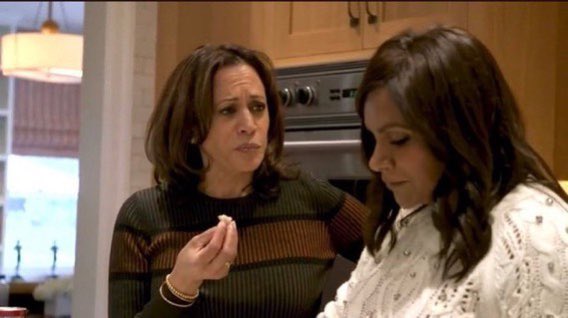 Katie is literally telling Greg “ITS YOU, I’m going to pick you!” without actually saying it and saying I love you, in order to finish the show out and Greg is still like “I can’t tell what she’s feeling” Sir, get it together #TheBachelorette