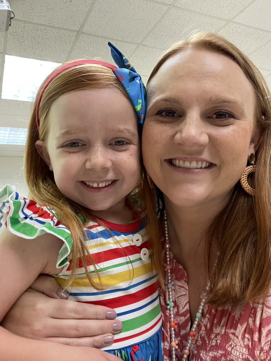 #CCSD1stDay for this teacher and her own kindergartener! It was a great one! <a href="/CherokeeSchools/">Cherokee Co. Schools</a> <a href="/JohnstonJags/">Johnston Elementary</a>