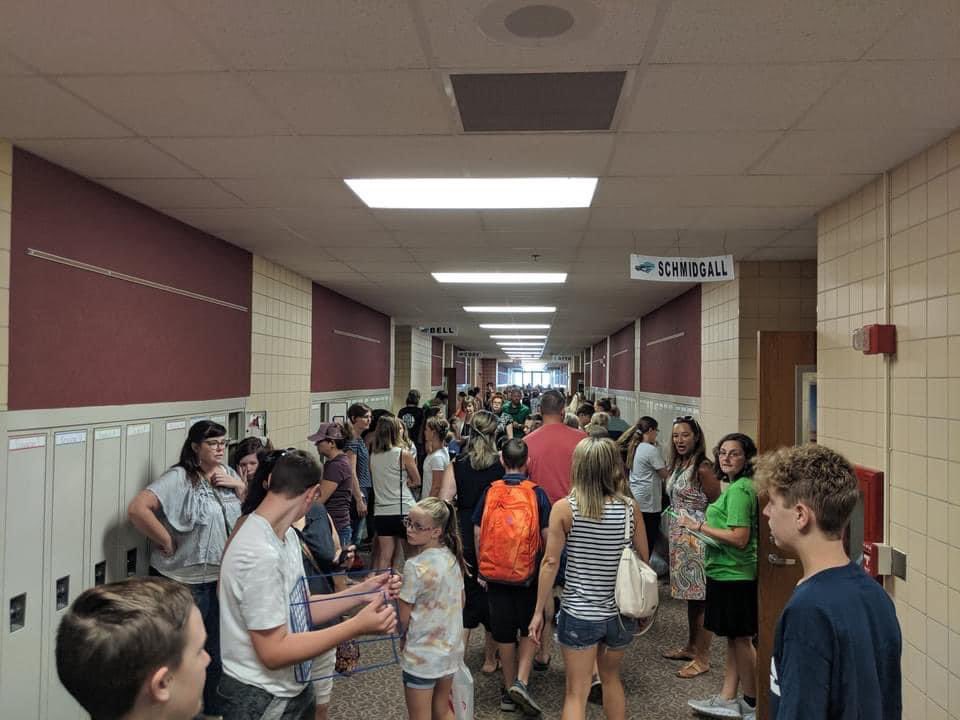 We can’t wait to see our 6th graders tomorrow from 12:00-1:00 p.m. for our Locker Jamboree! Feel free to bring school supplies and enjoy a Kona Ice while you’re here. Enter Door 4 off of Park Ave. or Door 2 off of Campbell St. See you tomorrow!