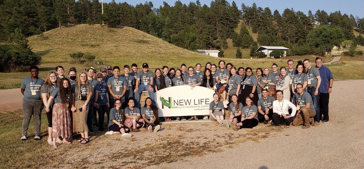SDDistrictUPCI's tweet photo. This week AYC Missions Trip begins in South Dakota for 1 week. Group of 50 today handed out 1,000 church invitations in Blackhawk for New Life Church! Pray for a great harvest this week! https://t.co/ffNCzyt0i5