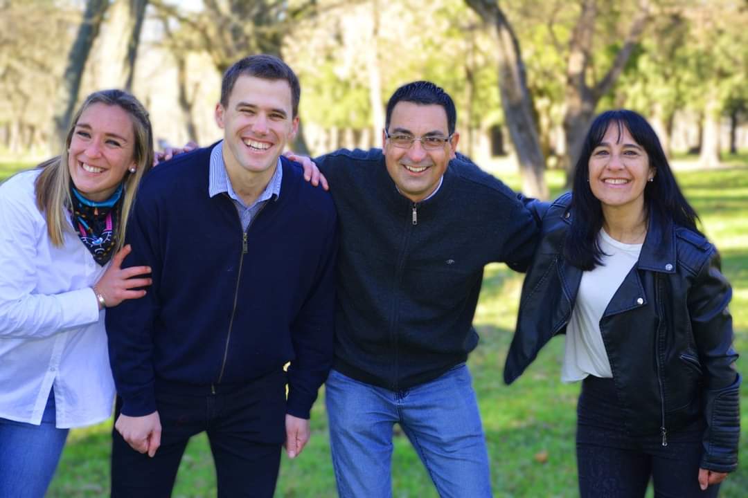 📌 Por lo que ya #logramos ✊ y por todo lo que podemos #alcanzar; estamos convencidos que 👉 Nuestro futuro es #JUNTOS. 
#UCR #juntos #FacundoManes #Rauch #EleccionesPASO #nuestrofuturoesjuntos