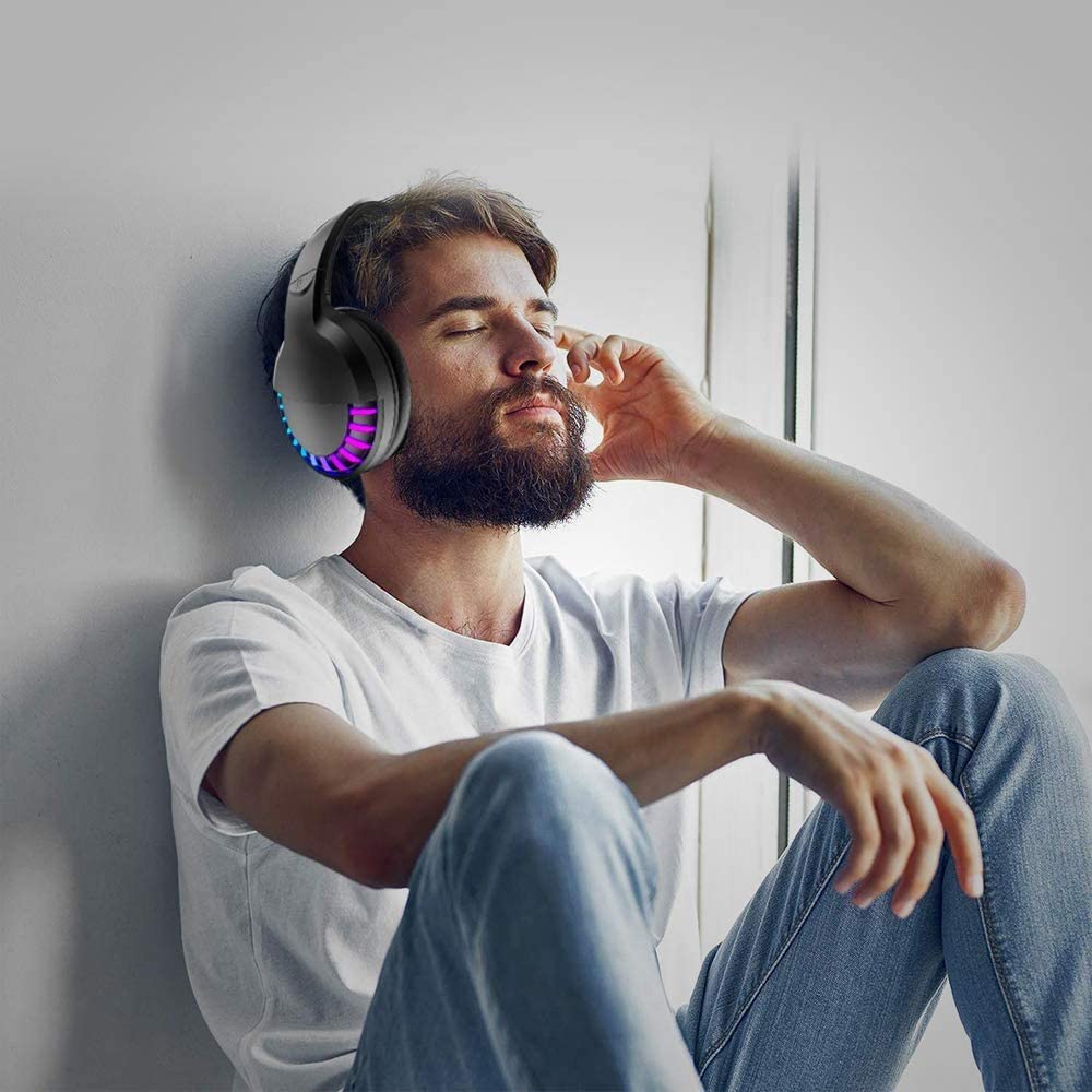 Manbasnake__Q's tweet image. Wireless Bluetooth Headphone with Noise Cancellation HiFi Stereo Sound Mic Deep Bass Protein Earpad Rainbow RGB Backlight Rechageable Over Ear Headset for PC Mac Game Travel Class Home Office #keyboard 
 #earphone #earphone🎧 #earphones🥳❤️🥳