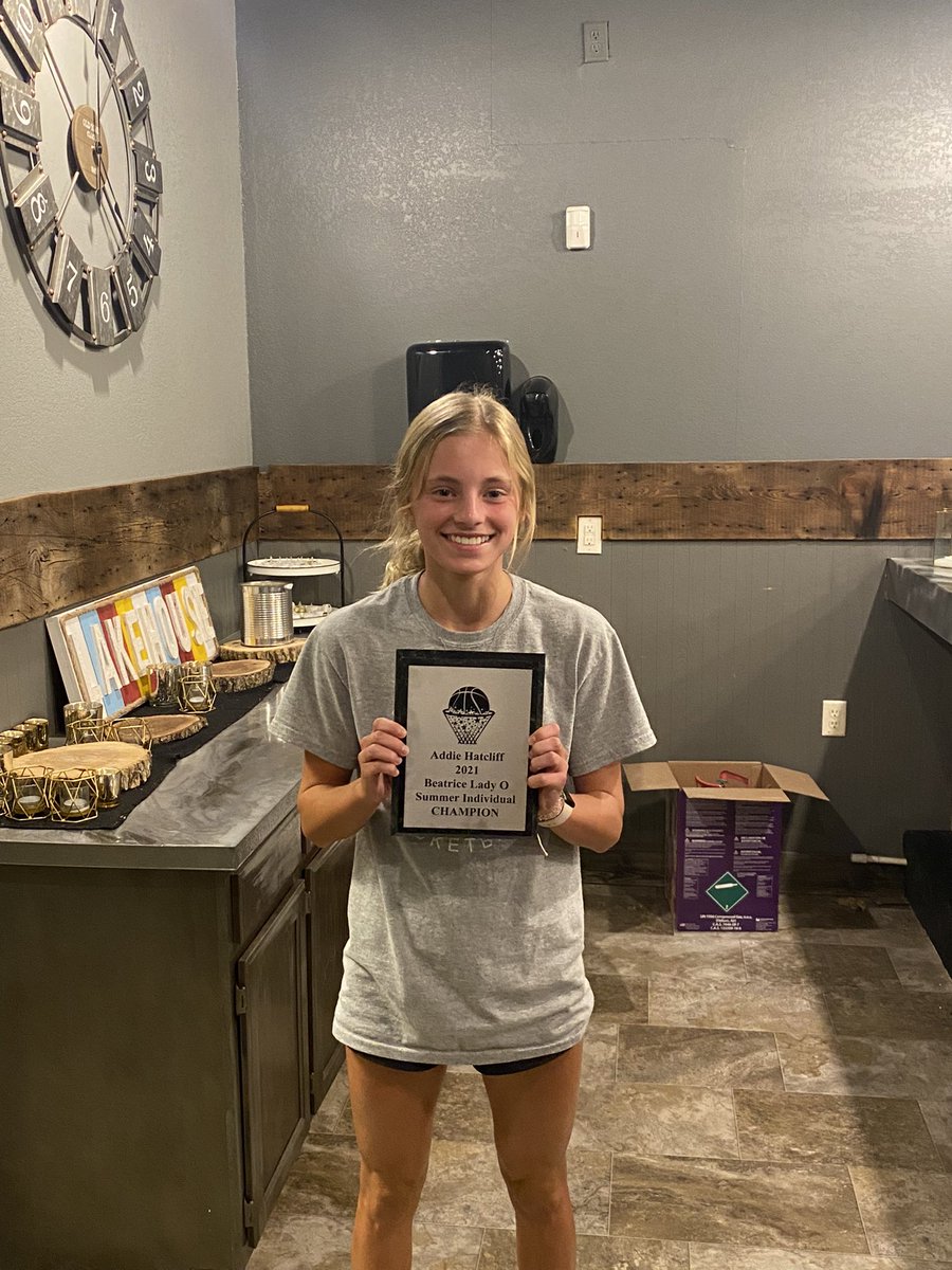 Lady O Hoops tweet media