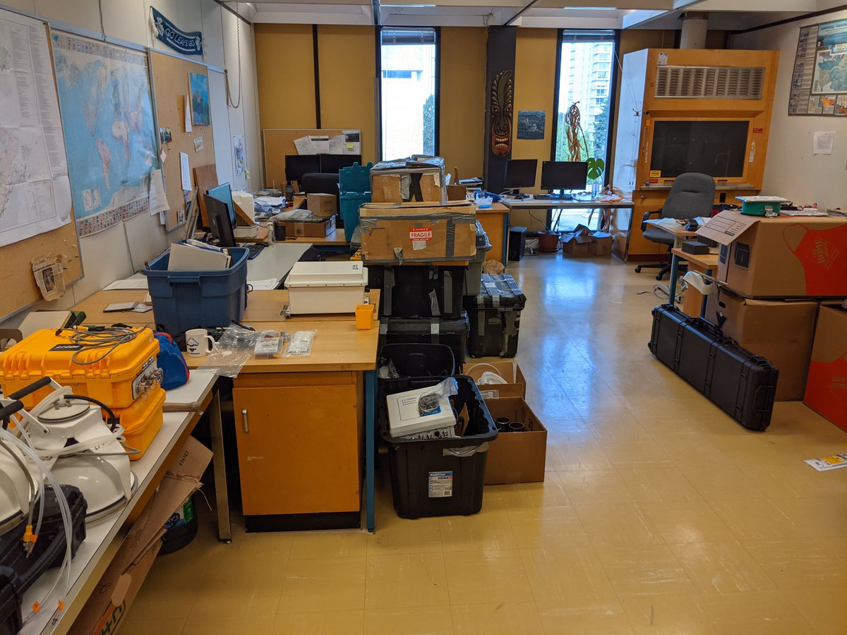 carbmin's tweet photo. Prepping for the field... https://t.co/6sTpJriLO8