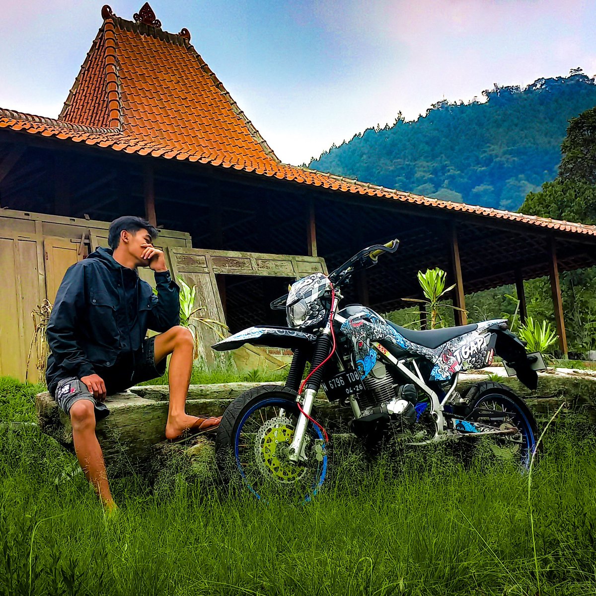 gama_three's tweet photo. #FotoProfilBaru https://t.co/drjz9nFVPW
