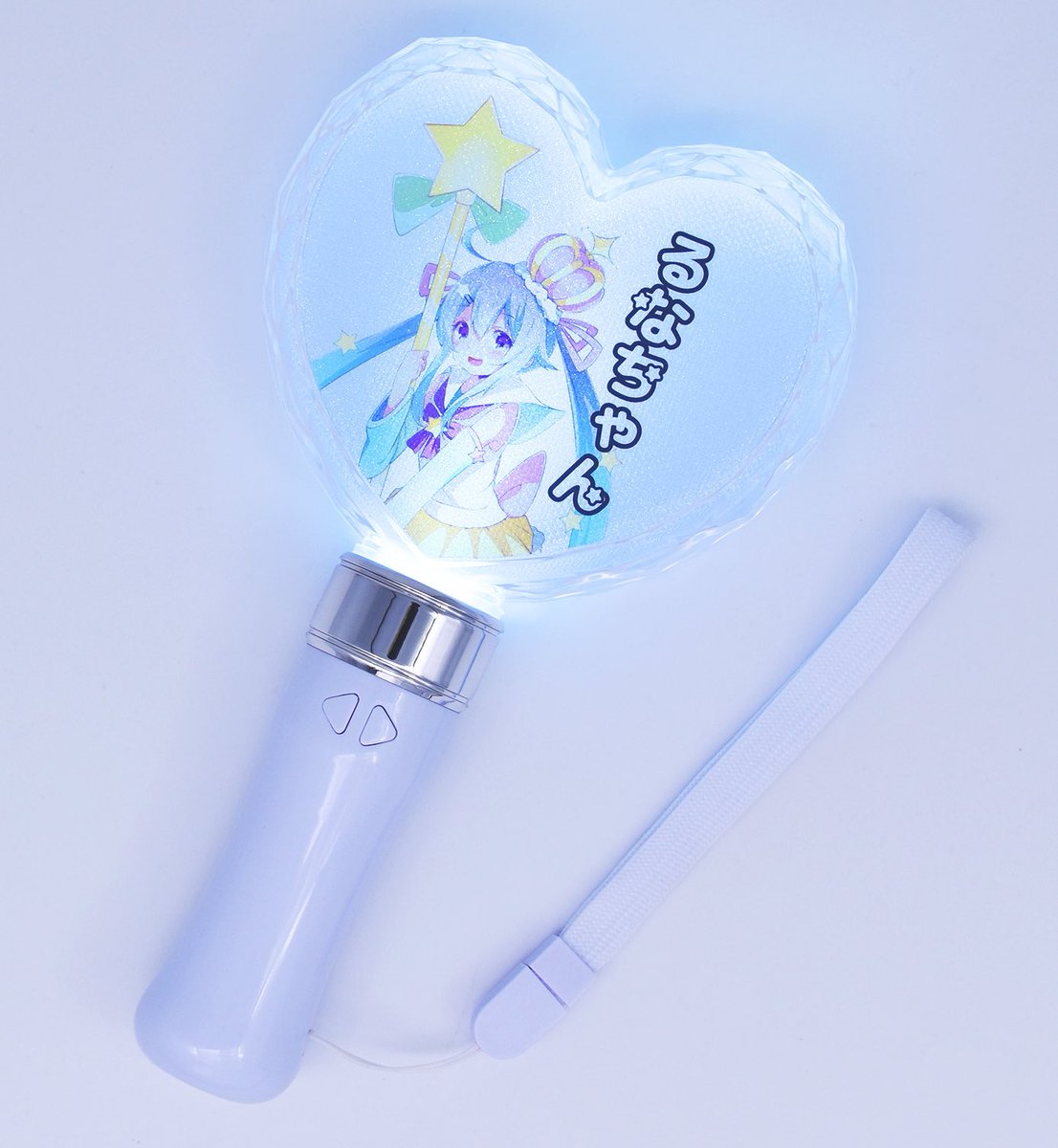 新商品③LUMI HEART❤️💜💙💛🤍🖤🧡💚💖ハート型でかわいいペンライト