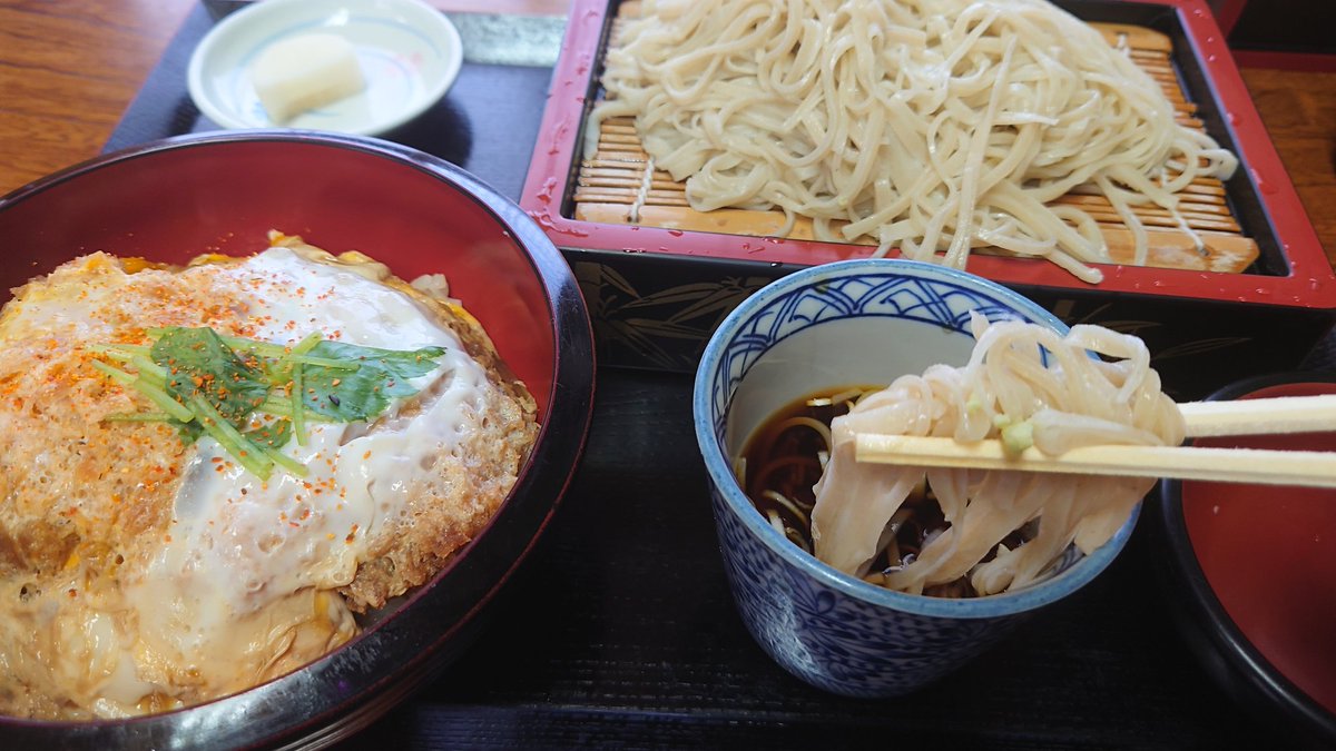 S2000_Falcon's tweet photo. #Tokyo2020 参加 #USLETE の勝利を祈って、#カツ丼 。#もちづき さんにて。#蕎麦 が甘くて、(ﾟдﾟ)ｳﾏｰ https://t.co/YZlafMvrZH