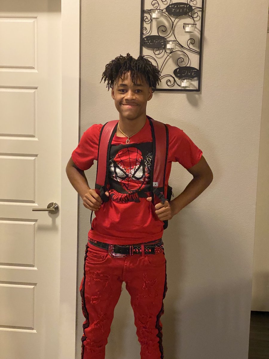 DTHatten's tweet photo. Congratulations Son on your first day of your Senior year!! God is definitely our Keeper!! I am Godly Proud of YOU!! ❤️❤️🙏🏼🙏🏼😘😘 https://t.co/gdt9336G9E
