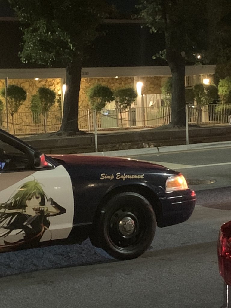 studpham's tweet image. is this allowed? lol