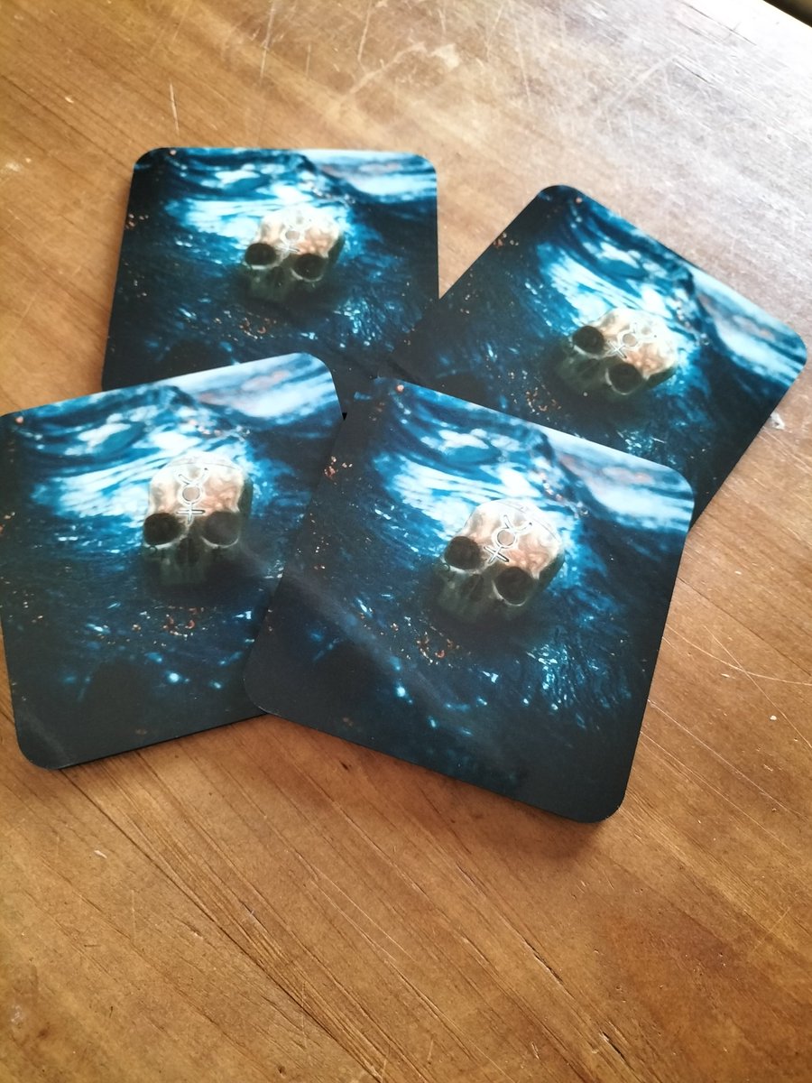 Shelliewaa tweet media