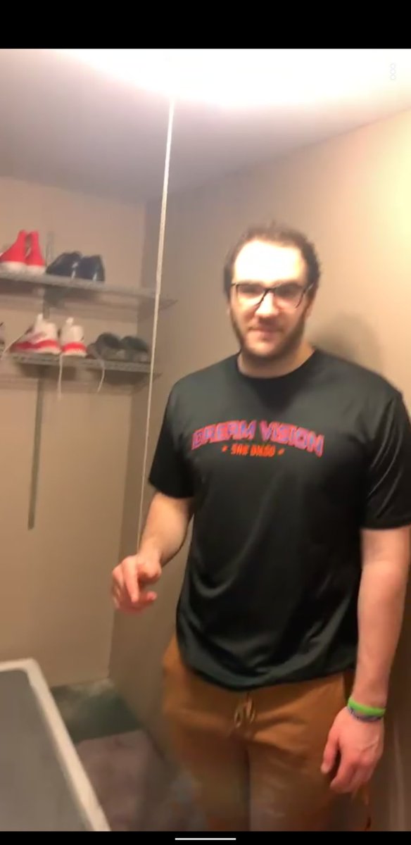 NotoriousCON's tweet image. Before &amp;amp; After
270 - 195