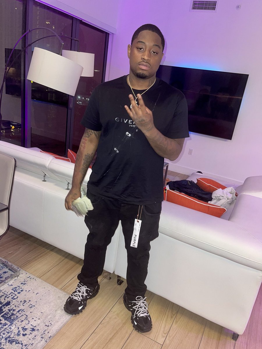 newmoney_c's tweet photo. ‼️‼️ https://t.co/b5aaQpEHKZ