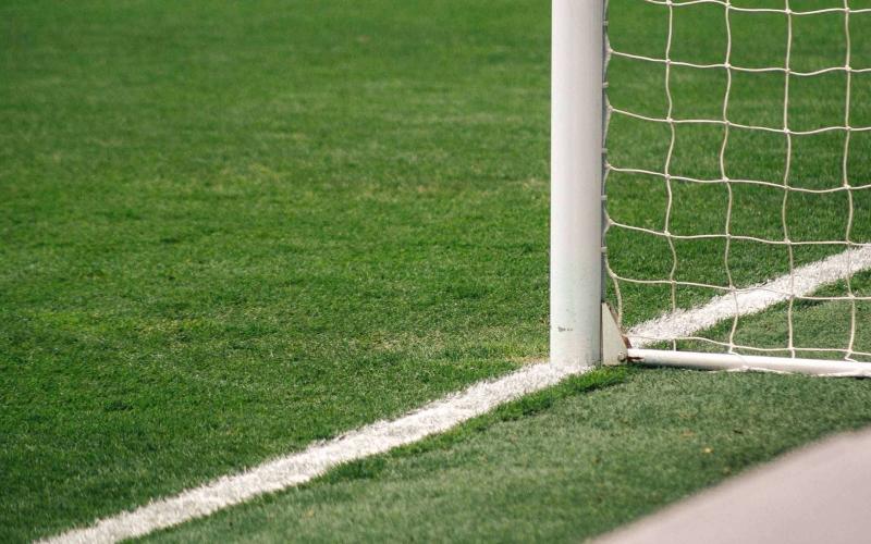 WicketEvents's tweet image. 👉 Se fino a qualche tempo fa accostare calcio e tecnologia equivaleva quasi automaticamente ad attribuire a quest'ultima la responsabilità per una qualche sorta di ingerenza, da alcuni anni non è più così...
punto-informatico.it/calcio-crypto-…