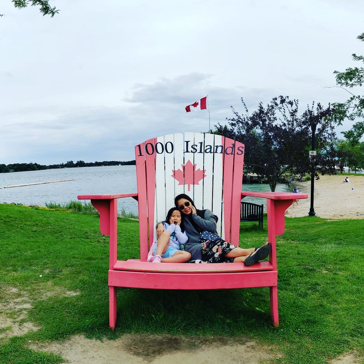 MendeeJC's tweet photo. A beautiful long weekend getaway to the 1000 Islands with my favorite people in the world. What a wonderful feeling to get out of town and start experiencing travel again with our private helicopter tour and cruise. Creating great memories every step of the way. 🥰⛴🚁👨‍👩‍👦👩‍👧 https://t.co/SkF6SjOFf8