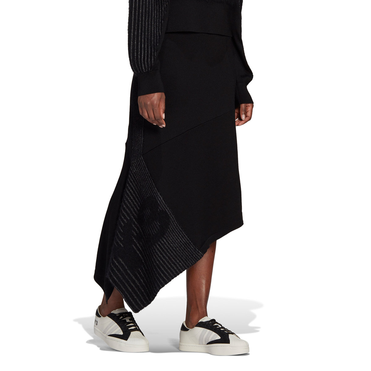Hervia's tweet photo. Women's CH1 Eng Knit Skirt from the Y-3 Spring/Summer 2021 Collection, the collaboration from Adidas and legendary designer Yohji Yamamoto - Currently on SALE!
USE CODE "SALE20" FOR AN EXTRA 20% OFF!
- https://t.co/NCwZq11tPX
#hervia #sale #y3 #promotions #finalreductions https://t.co/KTyJgcCrDV