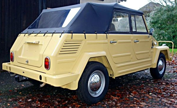 UltimativCars's tweet photo. And the story continues: @megabreadvan is n°181.

The #Volkswagen #Typ181 #Kurierwagen/"#Kübelwagen" [🇲🇽: Safari;🇺🇸: Thing;RHD-markets: Trekker] (1968-80) was made in a total of 140,768 units.

Had to combined the tweet w/ the 166, due to the fact that both are often confound ... https://t.co/XZE5L4lAYj