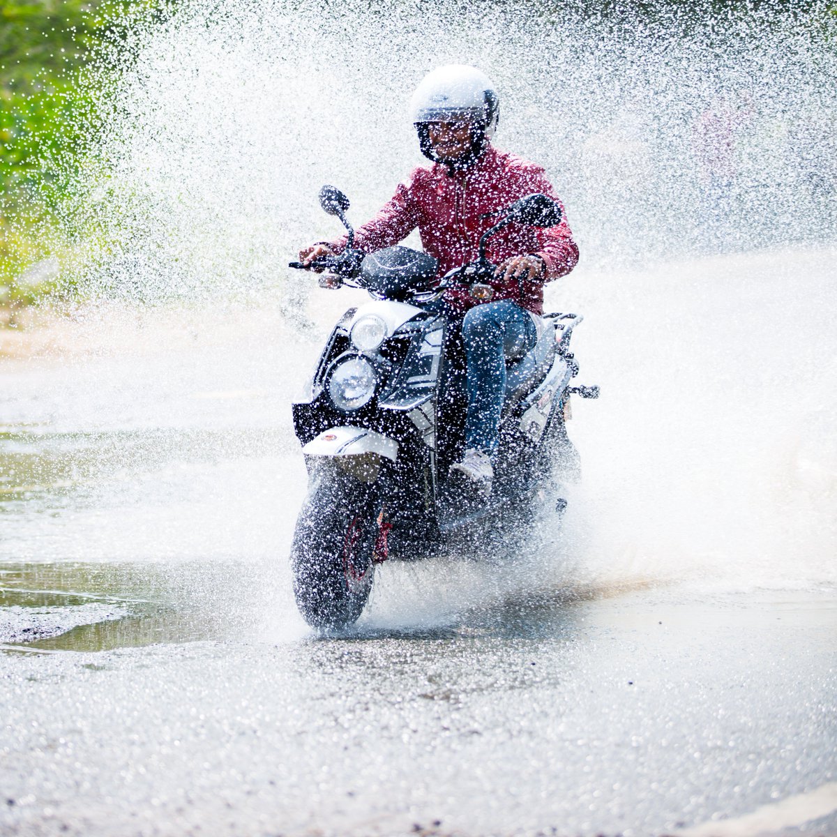 ndsecomotors's tweet photo. It is all about what you ride #NDSLIO #ndsecomotors #electricscooter #highpowered #costeffective #gogreen #greenIndia #electricmobility #costsavings #electricvehicles #electricbikes #scooters #environmental #nofuel #nopollution #costsavings #urbanmobility #riders #bikers https://t.co/yds4gPeGjA